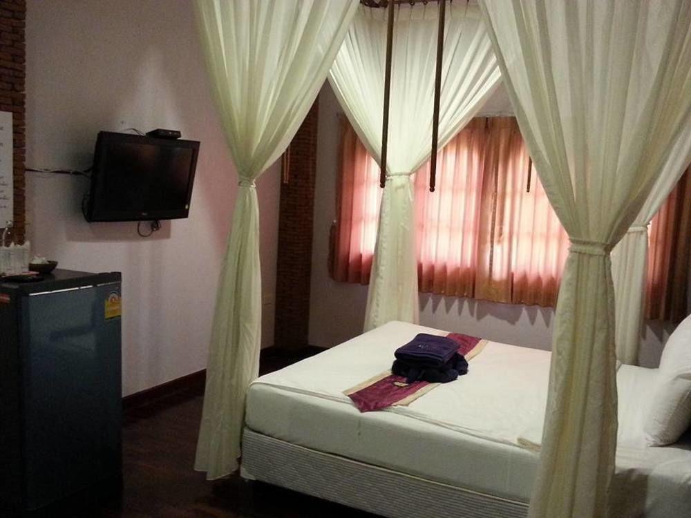 Boom Boom Beach Resort Laem Sing Chanthaburi Eksteriør billede